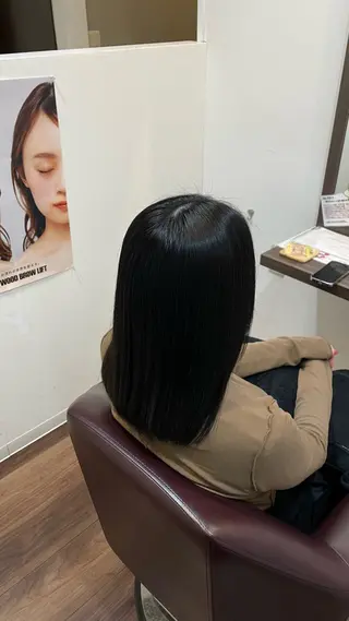 カラー 川原 飛奈のヘアスタイル