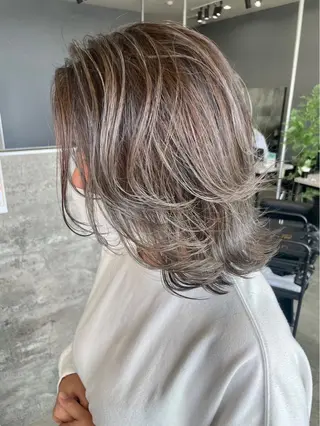 セミロング GLITTER赤塚店所属・GLITTER ハイ トーン🎀北野佑季のヘアスタイル