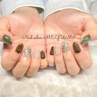 ネイル Nail salon MEGUMIのネイルデザイン