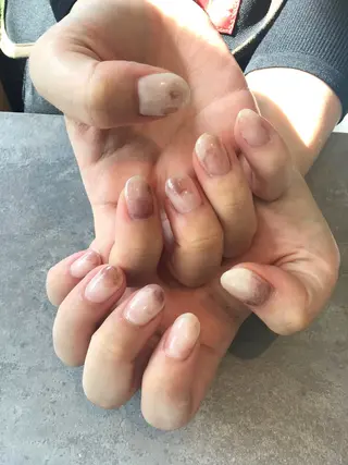 ネイル Nest 岩崎のネイルデザイン