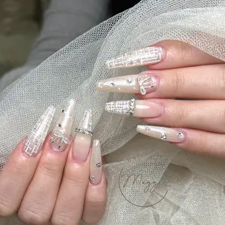 ネイル Maggie Nail🦩のネイルデザイン