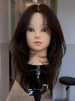 ロング 馬野郁土 Uhair 本山店のヘアスタイル