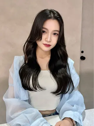 ロング カラー ⭐️NOAHL大宮 カラー特化美容室⭐️のヘアスタイル