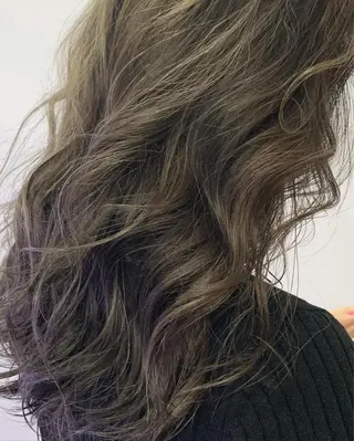 セミロング カラー AMI ウルフパーマ/メンズのヘアスタイル