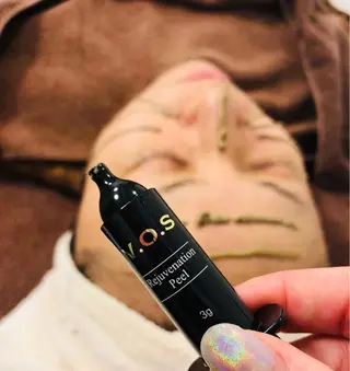 1ヶ月後も半分残る 高持続LEDエクステのマツエク・マツパデザイン