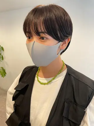 ショート カラー 安藤 佑衣のヘアスタイル