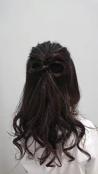 ヘアアレンジ 仲村 友孝のヘアスタイル