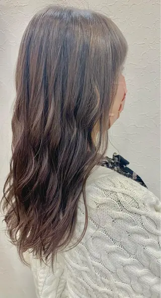 ロング 石原 姫菜のヘアスタイル