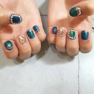 ネイル nailatelier nijiiro.所属・nijiiro🌈 サトウのネイルデザイン