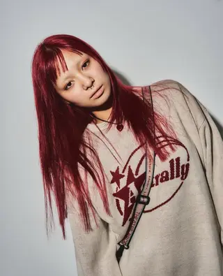 セミロング カラー Valeria所属・湯川 未咲希のヘアスタイル