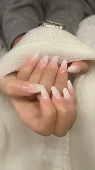 ネイル ゆり❤️愛.ラッシュ AURAのマツエク・マツパデザイン