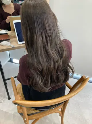 ロング ✨色持ちの良い艶 カラー✨蟹江真世のヘアスタイル