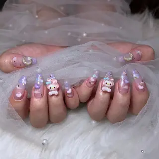ネイル zirnail所属・zir  nail 🕊️💗RIOのネイルデザイン
