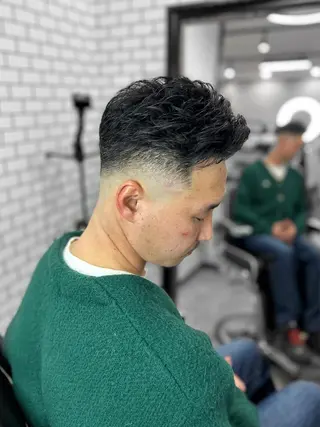 ショート カラー メンズ TOP by threenine所属・🔥メンズ特化🔥 谷口力哉のヘアスタイル