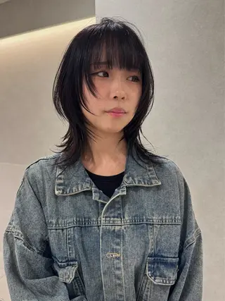 ミディアム カラー KAKERU THIRD SHOPのヘアスタイル