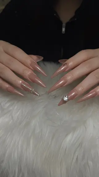 ネイル かおり 奏のネイルデザイン