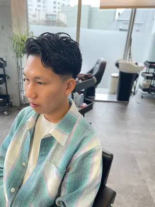 パーマ メンズ YinYang所属・川﨑 章弘のヘアスタイル