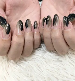 ネイル 會田 瑠衣のネイルデザイン