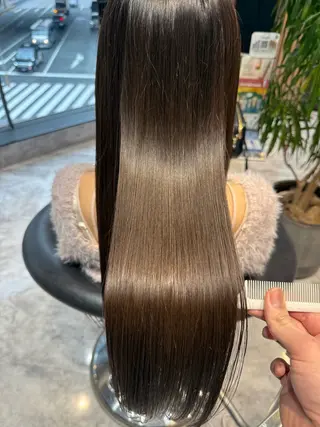 セミロング レスピア銀座中央通り店所属・酸性ストレート/ 透明感カラー/中村利のヘアスタイル