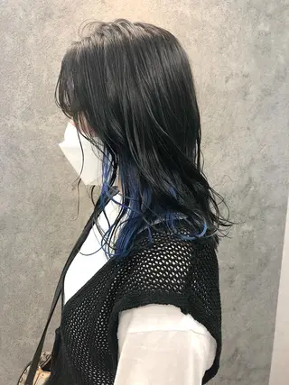 セミロング 所渉/韓国レイヤー /ウルフカットのヘアスタイル