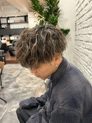 ショート カラー パーマ メンズ B TECH by Zen【ビーテックバイゼン】所属・メンズパーマ/京都駅 /メンズ/奥村航平のヘアスタイル