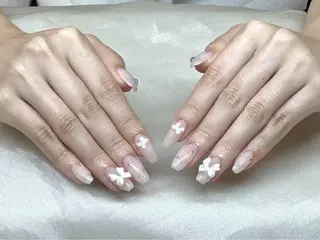 ネイル CHERIR Emiのネイルデザイン