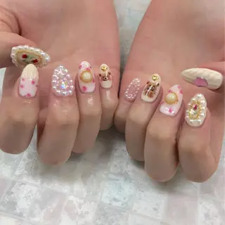 ネイル 五十嵐 美智のネイルデザイン