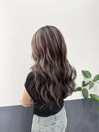 ロング Noah🌙/ ciera.南堀江のヘアスタイル