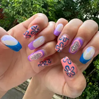 ネイル Beauty Salon amour所属・Seven's / NANAのネイルデザイン