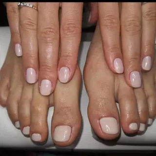 ネイル Ai Nail所属・中山 ヴィクトリアのネイルデザイン