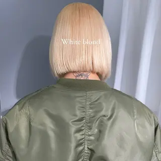 ショート カラー ハイトーン/ボブ /HBL/AYUNAのヘアスタイル