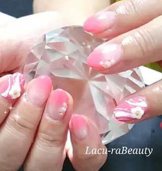 ネイル 小顔と腸の専門店 ラクーラビューティのエステ・リラクイメージ