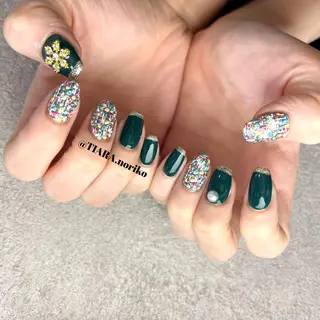 ミディアム カラー メンズ ネイル TIARA所属・TIARA💅🏻 NORIKOのネイルデザイン