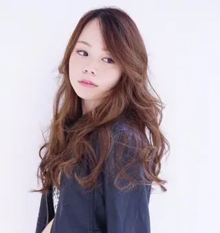 ロング カラー ヘアアレンジ 山北 咲子のヘアスタイル