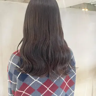 セミロング カラー カジュアルを女っぽく 𝗮𝘆𝗮𝗰𝗼のヘアスタイル