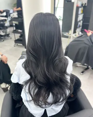 ロング カラー 堀江/透明感 ベージュ/白川幸太のヘアスタイル