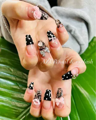 ネイル AZUR N&eyelashのネイルデザイン