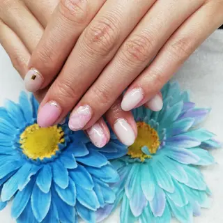 ネイル 柴崎 美幸のネイルデザイン