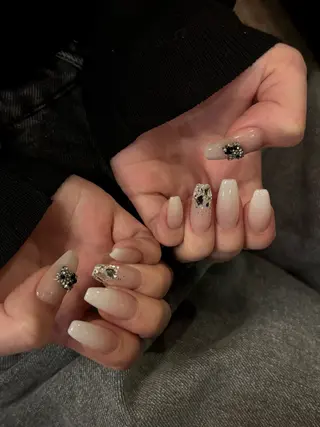 ネイル 🎀FLORANZ 🎀MIKAのネイルデザイン