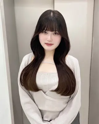 ロング カラー ヘアアレンジ vajra所属・韓国ヘア🩶리나🤍 りぴのヘアスタイル