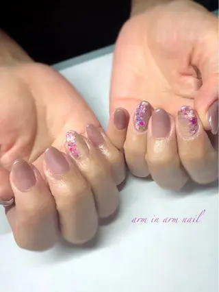 ネイル arm in arm ︎✿Yamamotoのマツエク・マツパデザイン