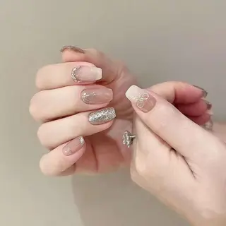 ネイル VIVIAN エイのネイルデザイン