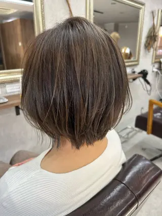 ショート カラー Lien 深井店のヘアスタイル