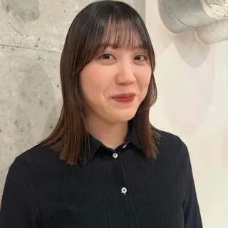 ミディアム カラー ボブ/レイヤー/ニュ アンスパーマ/小夏のヘアスタイル