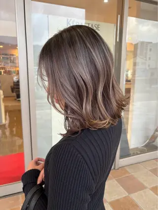 カラー コワファースト別府所属・ブリーチ/透明感 カラー/mizukiのヘアスタイル