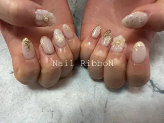 ネイル ネイルリボン 受付スタッフのネイルデザイン