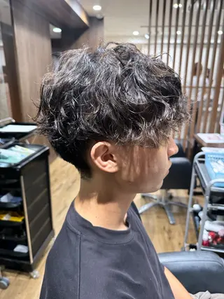 メンズ Happiness CLOVER八木店所属・石井 陽海のヘアスタイル