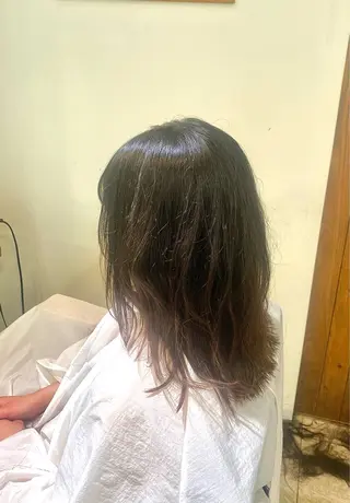 セミロング LiC えりのヘアスタイル