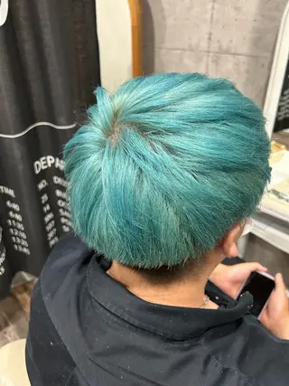 カラー 今野 詩音のヘアスタイル