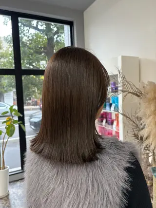 ミディアム カラー sol Amiのヘアスタイル